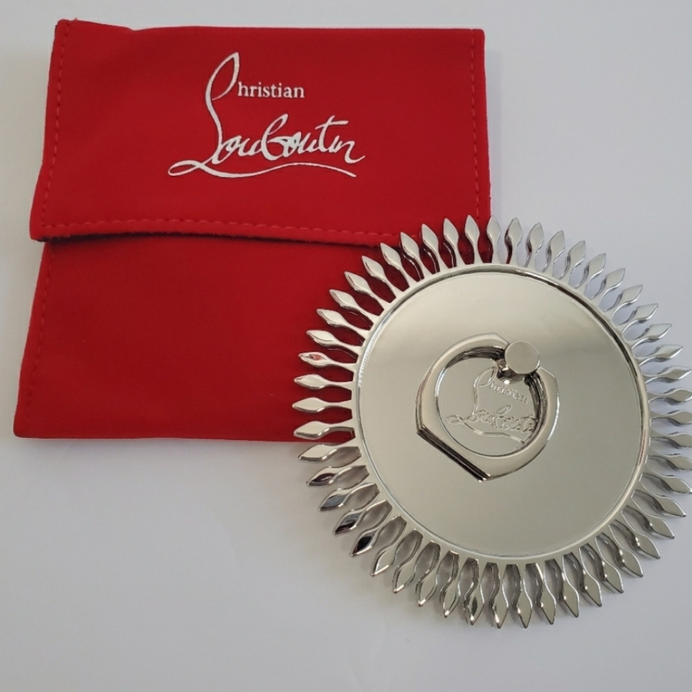 3 Christian Louboutin Pocket Mirrors & Pouch - Picture 4 of 4